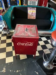 Chladící box Coca cola - 40. léta