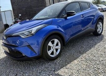 Toyota C-HR 1,8 Hybrid NAVIGACE, SERVISKA hybridní automat