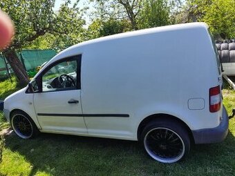VW Caddy 1.9tdi 77kw 2004 380tis