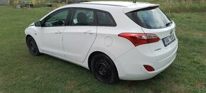 Hyundai i30 1.6 81kw
