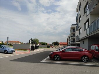 Parkovací místo Dašice - 1