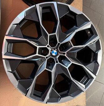 BMW X7 originál sada alu 22”