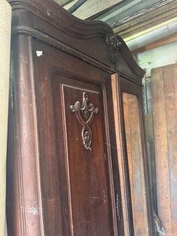 Historická skříň - 1