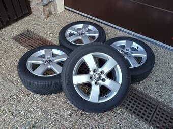VW alu kola 5x122 R16 zimní pneu Michelin 205/55