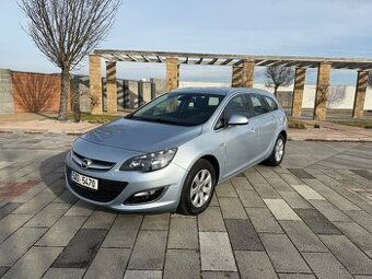 Opel Astra combi - 1.6CDTi 81kW - 1.majitel - 182.661Km