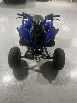 Čtyřkolka Yamaha YFM 90