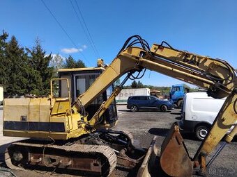 Pásové rypadlo CAT E70b - 1