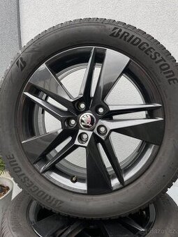 Originál Škoda 215/55 R17