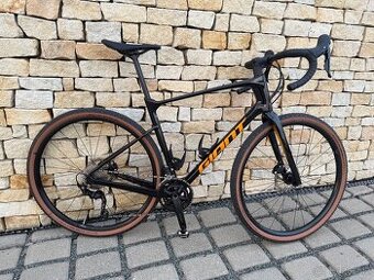 Prodám karbonový GRAVEL GIANT REVOLT ADVANCED 3