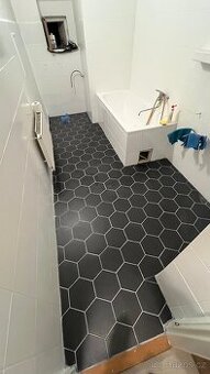 Dlažba černý hexagon (šestiúhelník)