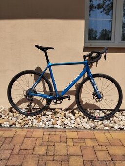 Prodám Cyklokrosové/Gravel kolo Van Rysel RCX