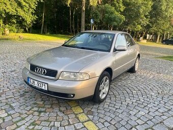 Audi a4 b5 2.4 V6 benzín
