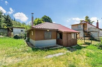 Prodej rekreační chaty 39 m2 - Praha - Lipence