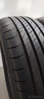 Nové 215/60/17 Goodyear Efficient Grip2 SUV, 4623.