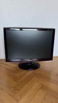 Samsung SyncMaster T240HD - 1