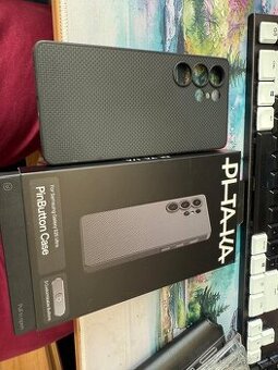 Pitaka PinButton Case černé pro Samsung S25 Ultra