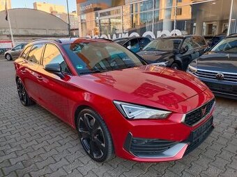 Cupra Leon SP 1.4TSI e-HYBRID 180kW DSG - Zálohováno