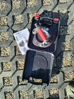 Mechanická přísavka na obklad max.150kg