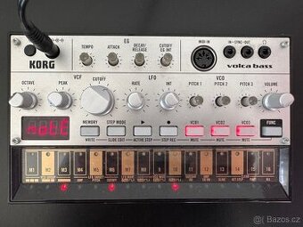 Korg Volca Bass s napájecím zdrojem
