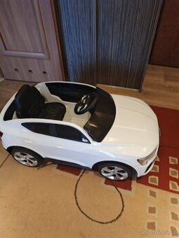 Dětské elektrické Audi Sport back