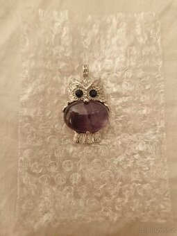 Nový bižu přívěsek sova s ametystem