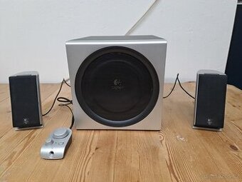 Logitech Z-2300 THX 200W subwoofer