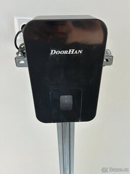 Sekcni garazova vata na otvor 300x200m