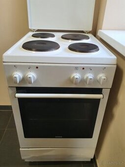 Siemens sporák na 230V do zásuvky doprava