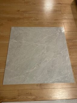 Velkoformátová dlažba 80x80 (šedá)