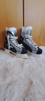 Chlapecké lední brusle