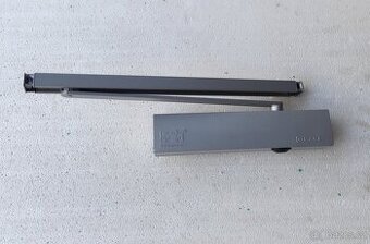 GEZE TS 5000 - zavírač dveří