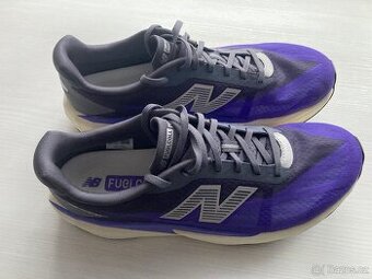 New Balance FuelCell Rebel v5
