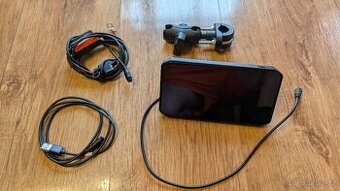 Navigace Anrdoid auto / Apple CarpPay