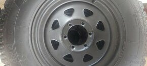 Plechové disky s pneu Equipe 215/75r16