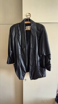 Dámské kožené sako .