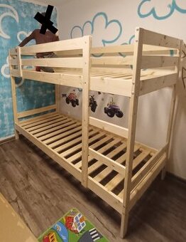 Dvoupatrová postel. Stav nové postele