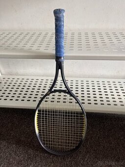 Tenisová raketa Völki