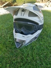 LS 2 BATTEN helma na motorku - 1