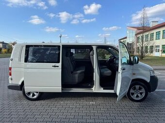 VW TRANSPORTER T5 1.9TDI BEZ DPF LONG 6 MÍST R.V.2007