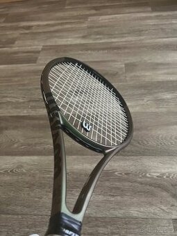 Wilson Blade 100UL V8