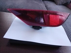 ALTEA SEAT ZPĚTNÉ SVĚTLO V NÁRAZNÍKU
