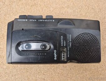 diktafon Sanyo, microcassette recorder, two-speed - 1