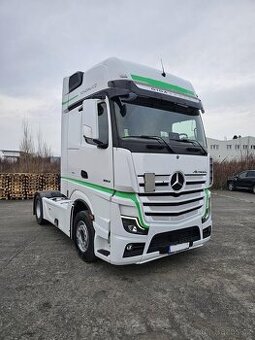 TAHAČ MERCEDES- BENZ ACTROS 1853 STANDART FULL VÝBAVA 2023