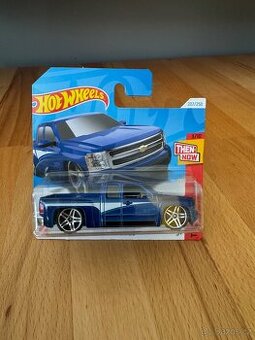 Hot Wheels - Chevy Silverado - Then and Now - HTC67