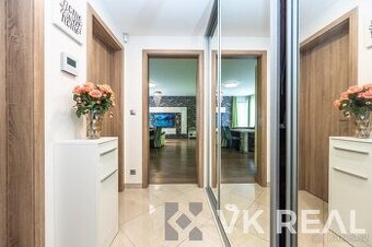 Prodej bytu 3+kk/L, sklep, garáž, OV, cca 100m2 vč. lodžie a