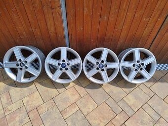 Hliníková kola Ford Focus mk2 5x108 r16