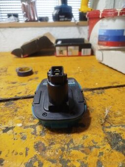 Redukce baterie Makita 18v li-ion na Dewalt 20v Nimh - 1
