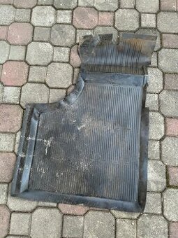 Podlážka škoda 120l