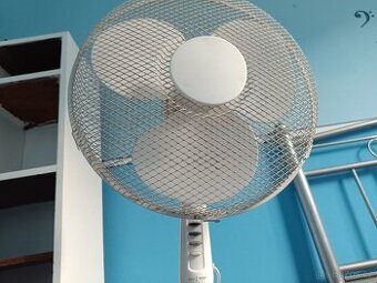 Tichý a výkonný polohovatelný ventilátor Orava | větrák