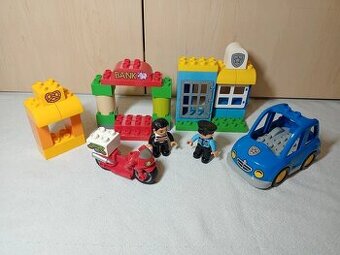 lego duplo policejní stanice